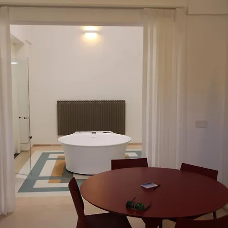 Hydeout Palace - Luxury & Spa Θέρετρο San Vito dei Normanni