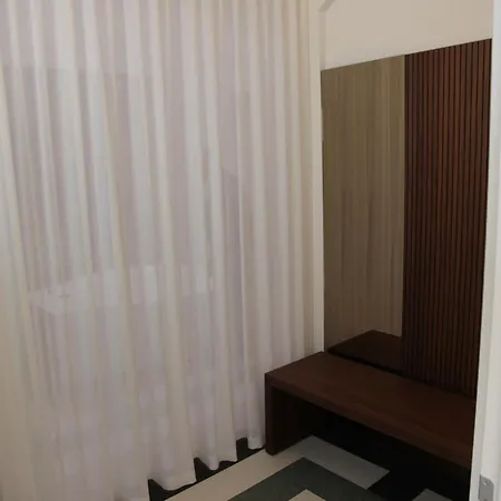 Hydeout Palace - Luxury & Spa *
